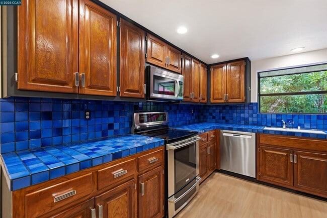 Building Photo - 1744 Spyglass Ln