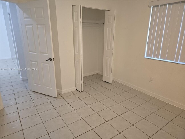 Building Photo - 20137 SW 88th Ct