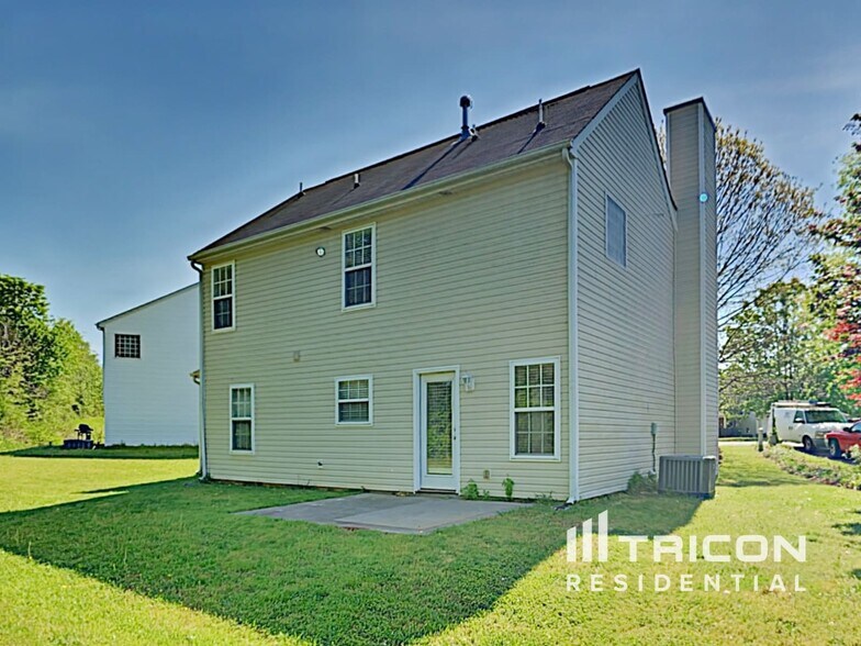 Building Photo - 1429 Rheo Ct NW