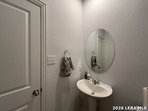 Building Photo - 9203 Yaya Rd