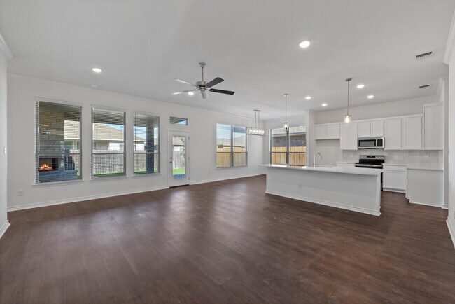 Building Photo - 7308 Caladium Dr