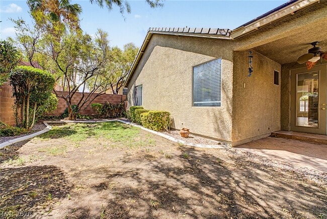 Building Photo - 758 Rise Canyon Dr