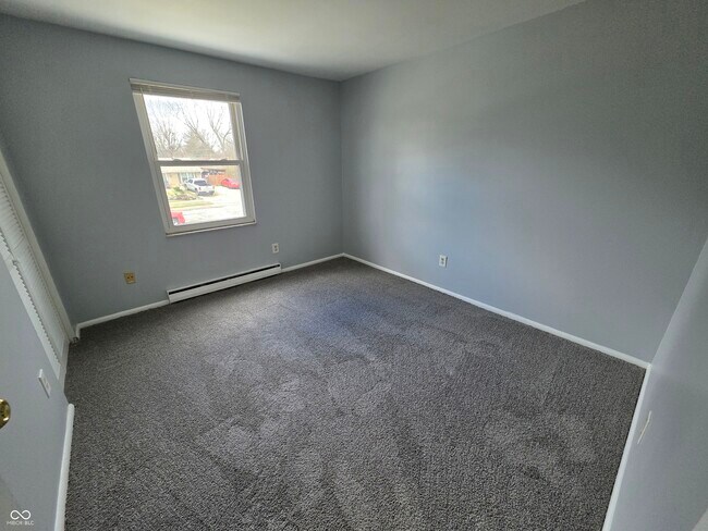 Building Photo - 3821 Biscayne Rd