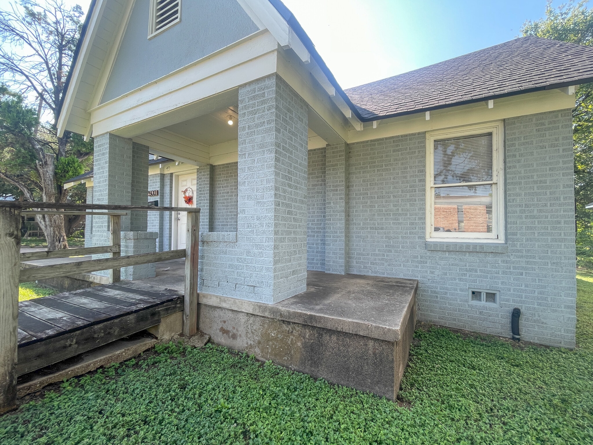 Building Photo - 2502 Ethel Ave