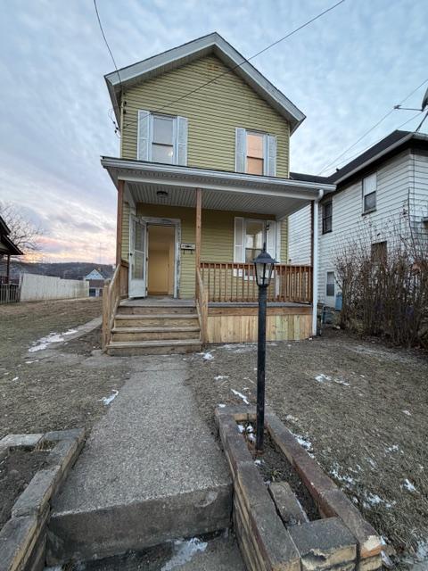 Building Photo - 1620 6th Ave