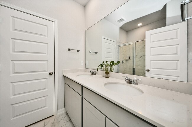 Building Photo - 8449 Sweet Cherry Ln