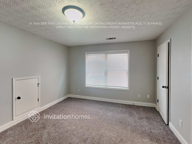 Building Photo - 113 Daisy Cir