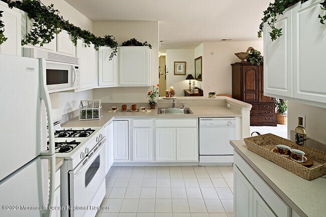 Building Photo - 111-938 Timber Ridge Ct
