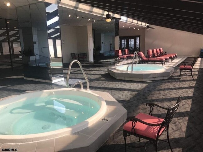 Building Photo - 3851 Boardwalk