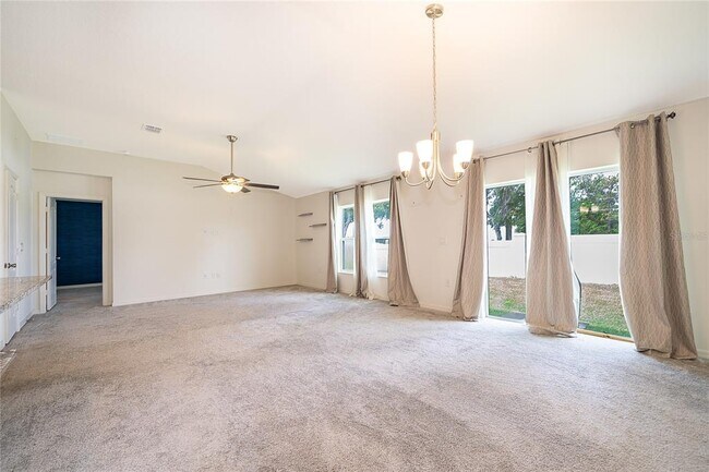 Building Photo - 2405 Bulrush Dr