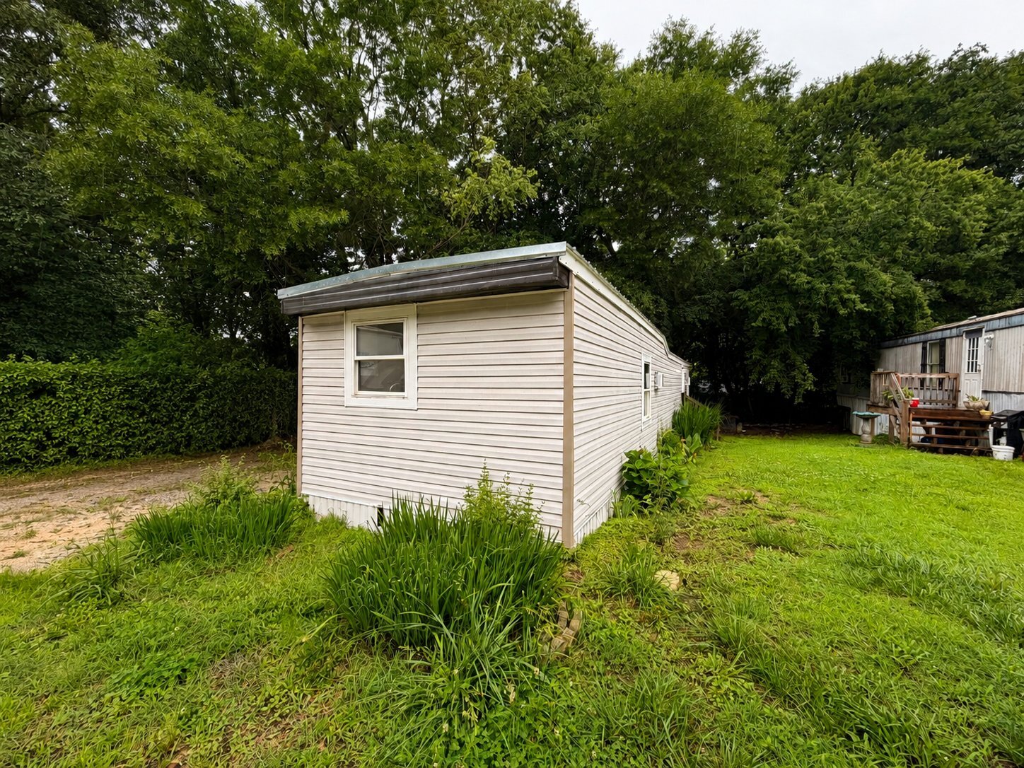 Building Photo - 578 Calvary Church Rd