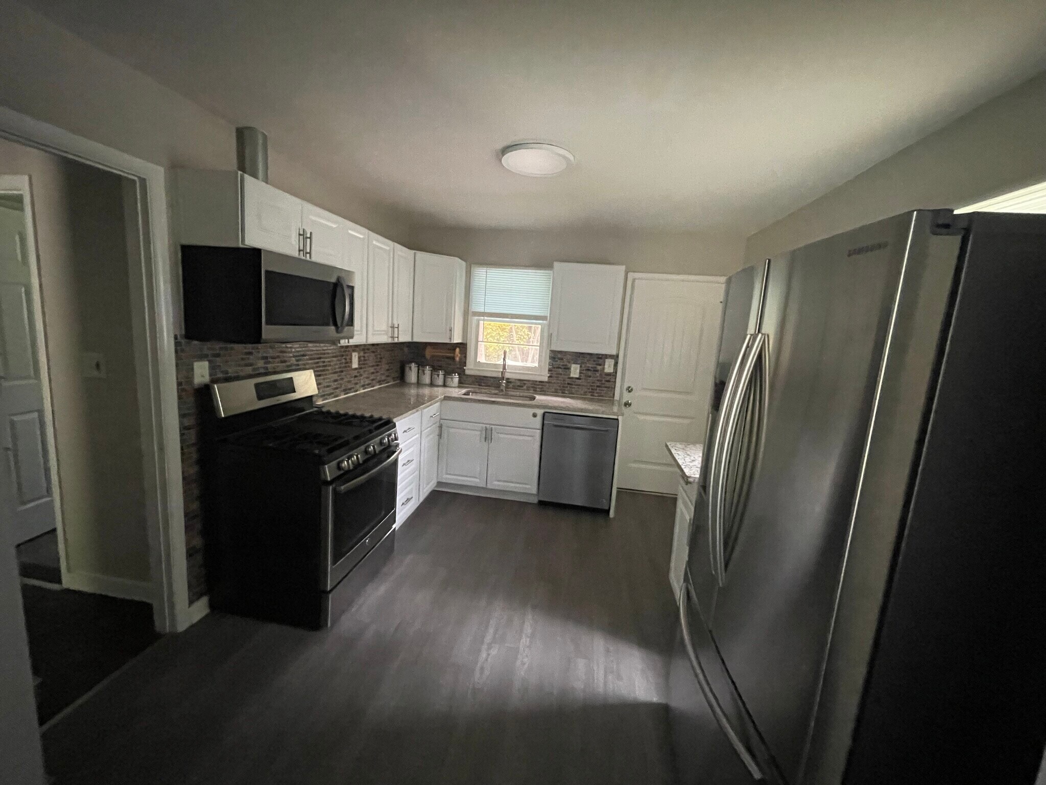 Building Photo - 1375 Northwest Dr NW