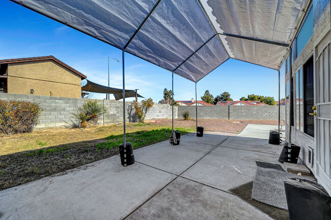 Covered patio - 4104 Evora Circle