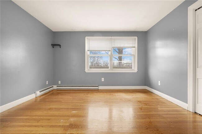 Building Photo - 3421 Pawtucket Ave