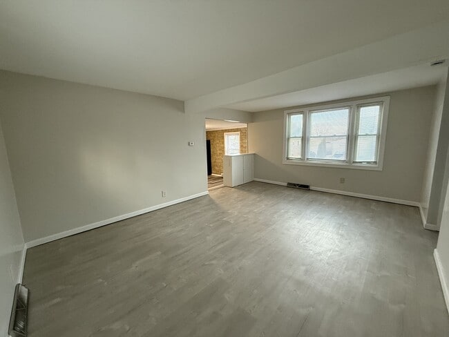 Building Photo - 1202 Alabama Ave