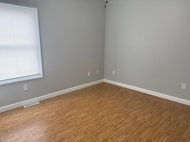 Building Photo - 620 Garvey Ln