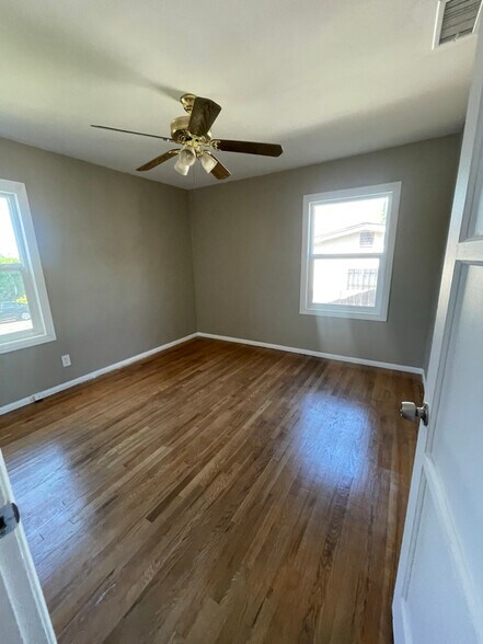 Building Photo - 6814 Waite Dr
