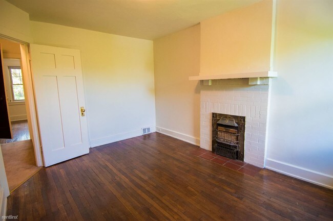 Building Photo - 6617 Ridgeville St
