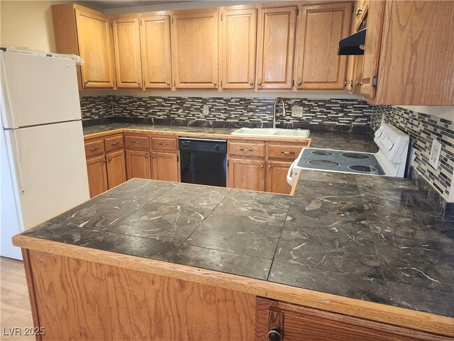 Building Photo - 103 S Mallard St