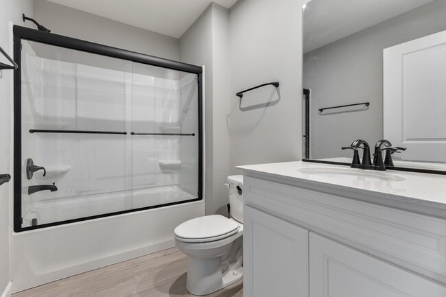 Building Photo - 2227 Ryegrass Ln