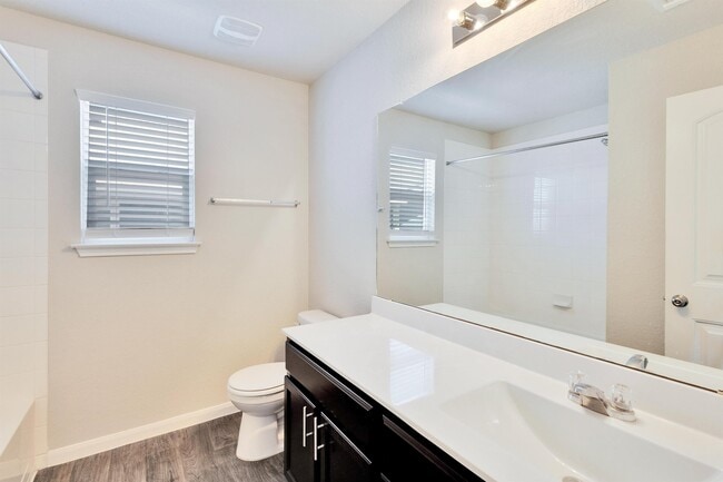 Building Photo - 2014 Arborside Dr