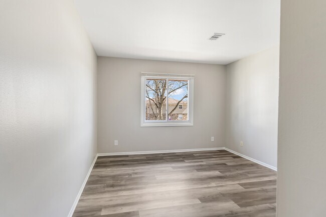 Building Photo - 1344 Camden Way