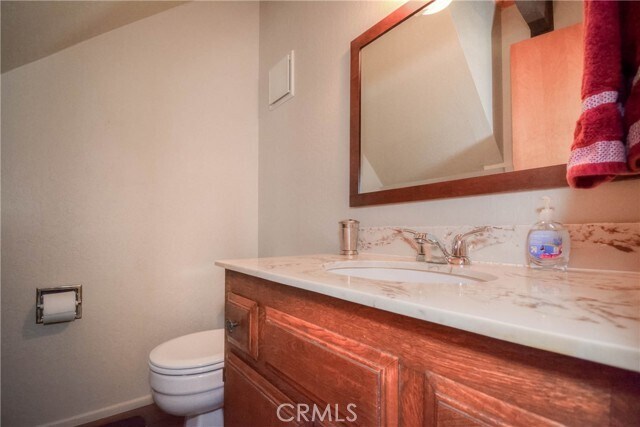 Building Photo - 828 Fern Dr