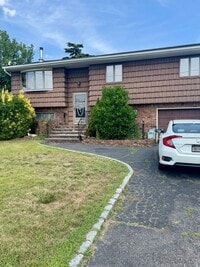 Building Photo - 342 Wyona Ave