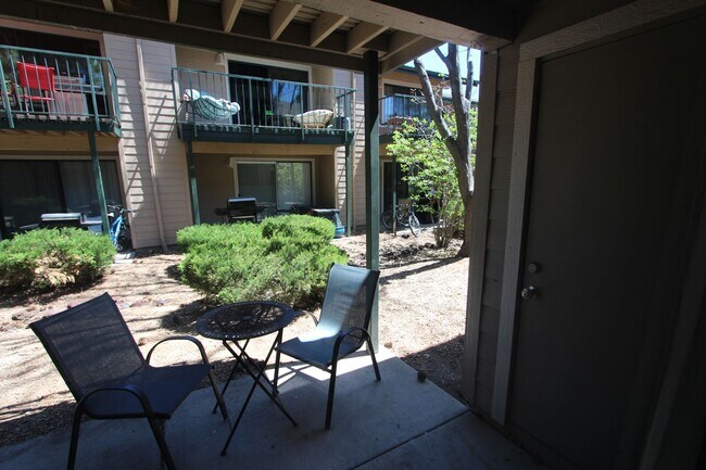 Building Photo - AVAILABLE NOW! Ground Level 2-Bedroom Cond...