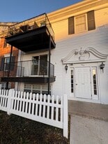 Building Photo - 1440 Slade Ave