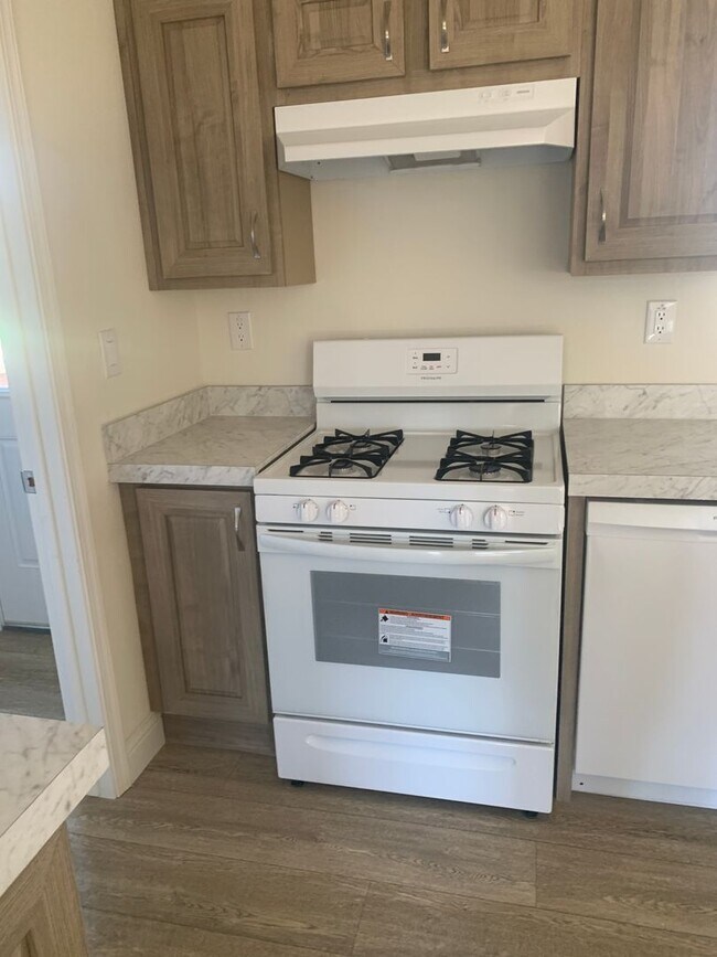 Building Photo - Magalia Home for rent, 3bed 2bath, enclose...
