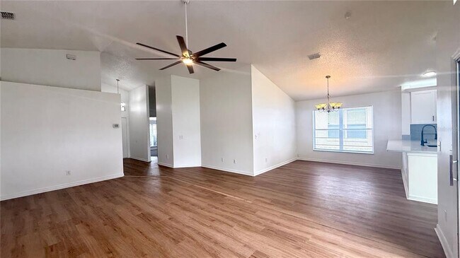 Building Photo - 13427 Heron Cove Dr