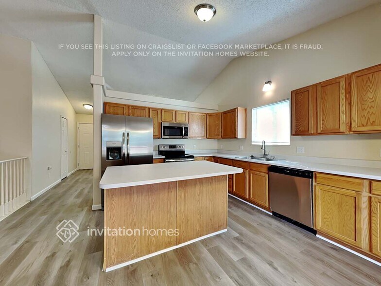 Building Photo - 6052 Whetstone Dr