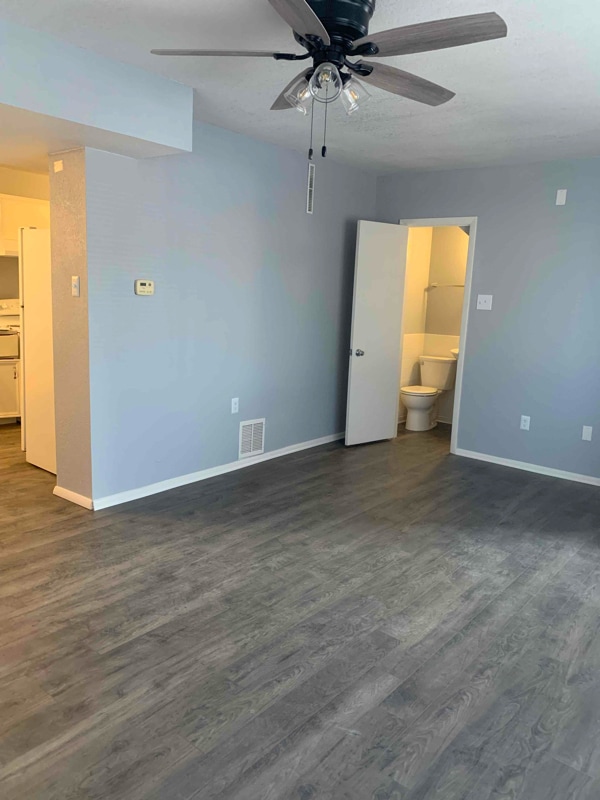 Building Photo - 2528 Taylor Ln