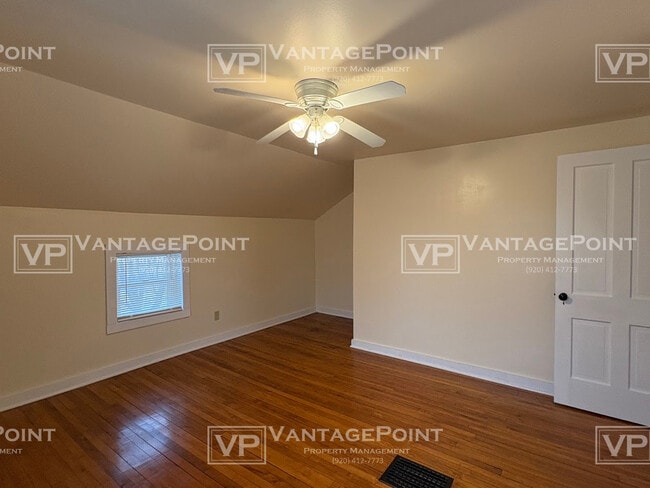 Building Photo - 264 Modoc St