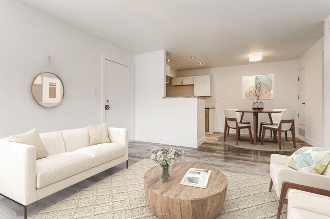 Building Photo - 4400 S Quebec St