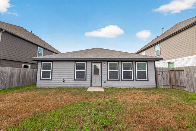 Building Photo - 2122 Artic Loon Dr