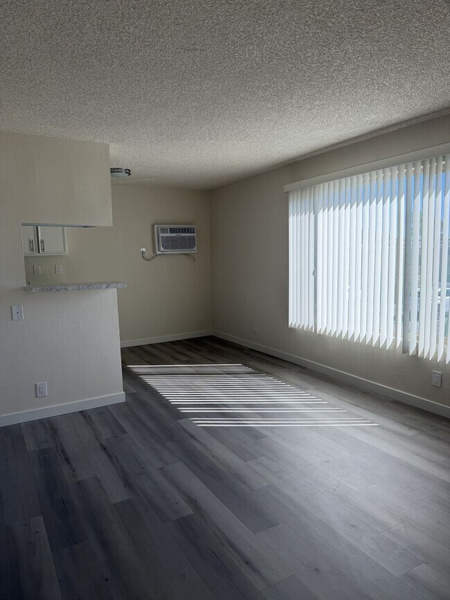 Interior Photo - Calvert Street Apartments