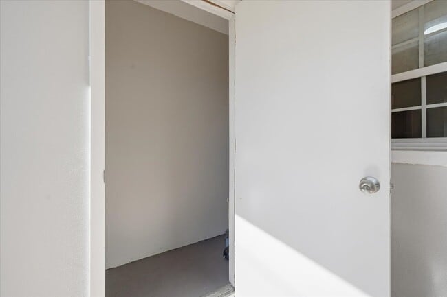 Building Photo - 2810 62nd Ave N