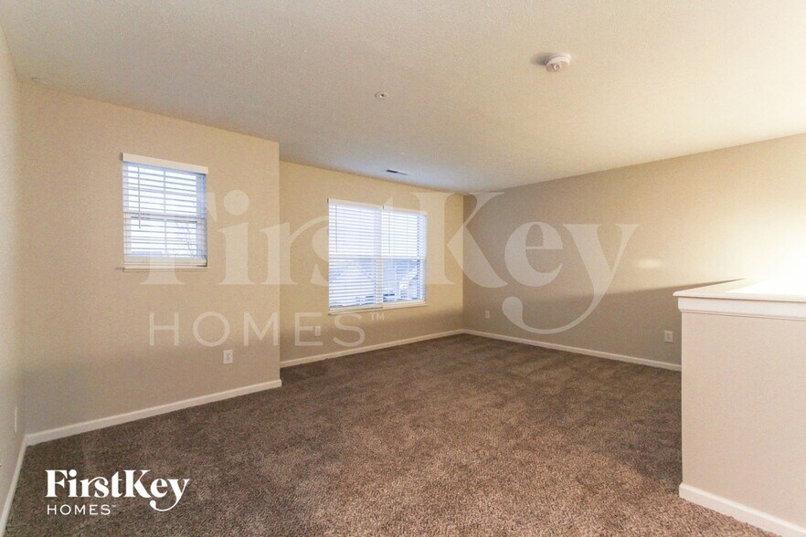 Building Photo - 7715 Firecrest Ln