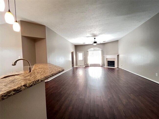 Building Photo - 67 N Merryweather Cir