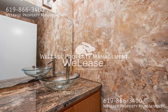 Building Photo - 7940 University Ave