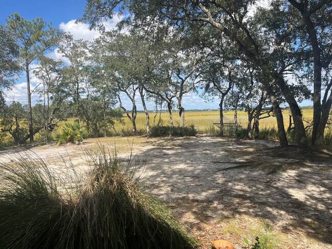 Building Photo - 412 St Charles Ct