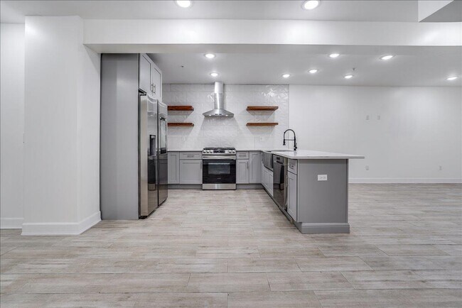 Building Photo - 260 Palisade Ave