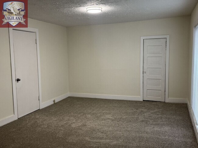 Building Photo - WA271