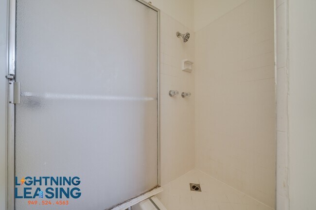 Building Photo - 1035 Hayworth Ave