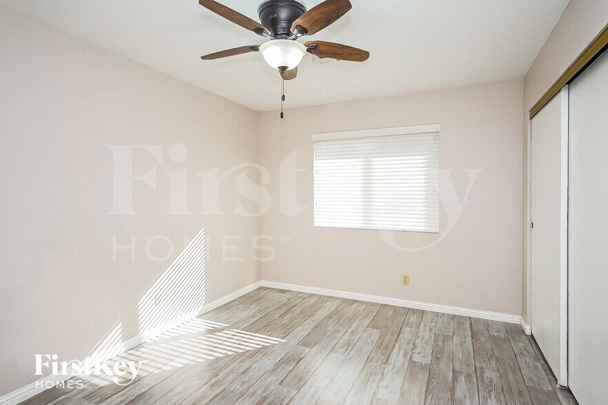 Building Photo - 354 Bekasina Dr