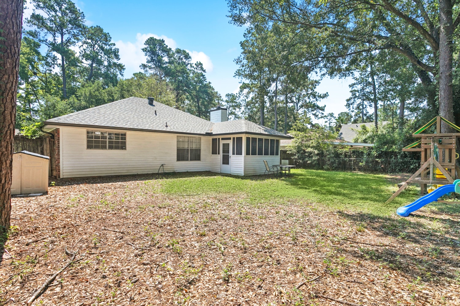 Building Photo - 310 Goldenwood St