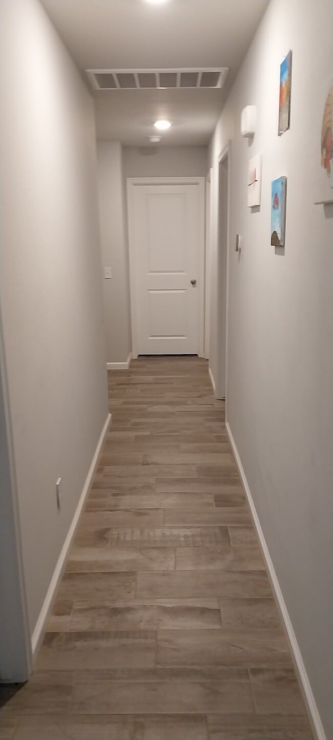 Building Photo - 18108 Sunny Stone Ct