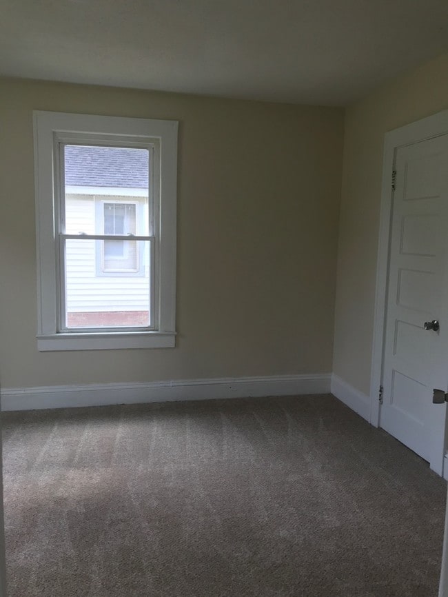 Building Photo - 1331 Washington Street, Roanoke Rapids